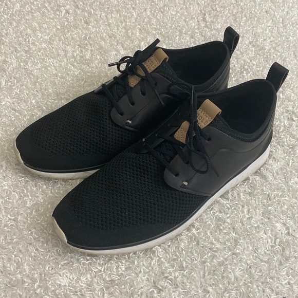 Cole Haan Mens Size 8 1/2 Black Sneakers
